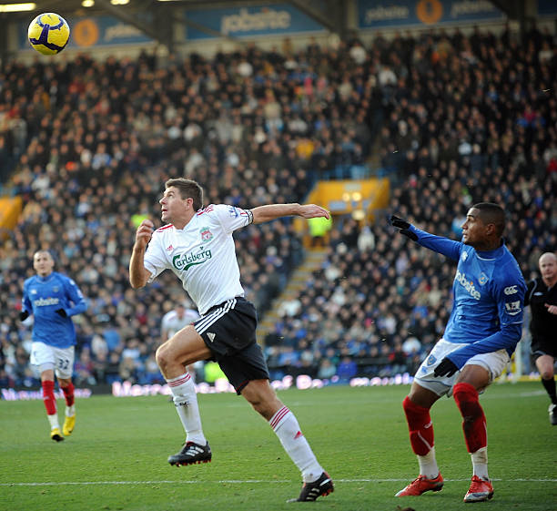 他在场外也 他在场外也